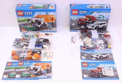 Lot 76 - A tray containing Lego, mostly City sets, to...