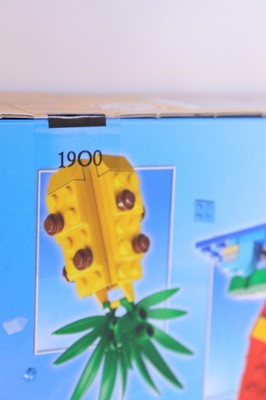Lot 87 - Lego collection of various sets to include...