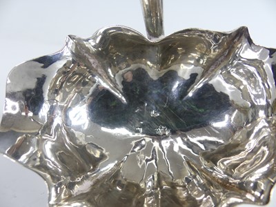 Lot 2071 - A George III silver toody ladle, having shaped...