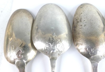 Lot 2092 - A collection of eight Georgian silver...