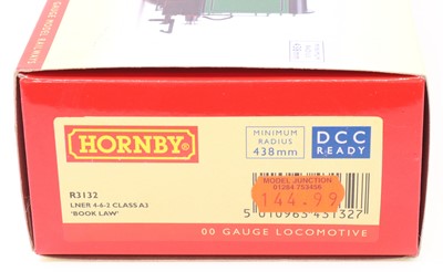 Lot 2 - Hornby 00 gauge R3132 LNER 4-6-2 Class A3 loco...