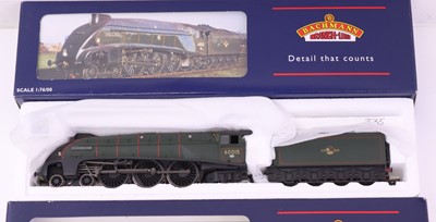 Lot 18 - Three Bachmann 00 gauge locomotives to include...
