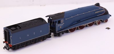 Lot 33 - Bachmann 00 gauge limited edition A4 4-6-2...