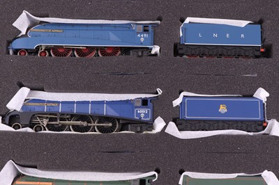Lot 41 - Bachmann 00 gauge limited edition set...