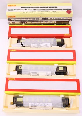 Lot 69 - One tray containing various Hornby 00 gauge...