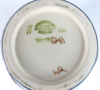 Lot 40 - A contemporary Moorcroft 'Anna Lily' pattern...
