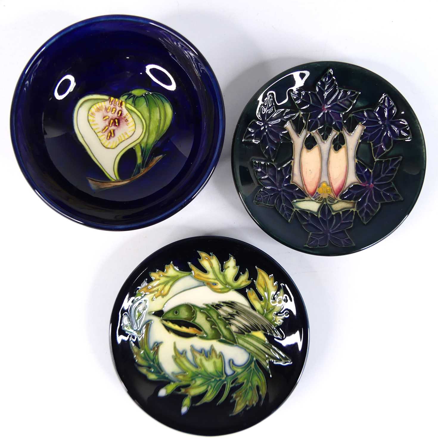 Lot 47 - A contemporary Moorcroft 'Queens Choice'...