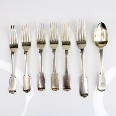 Lot 63 - A collection of William IV silver flatware by...