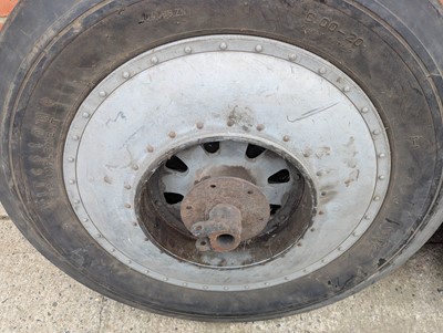 Lot 15 - A pair of vintage bi-plane wheels, dating from...