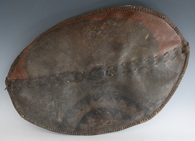 Lot 161 - An African shield, possibly Maasai or Kamba,...