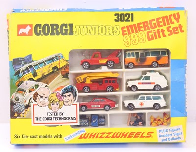 Lot 246 - Corgi Juniors Gift Set No. 3021 Emergency 999...