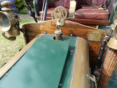 Lot 928 - A 1905 Darracq 10 hp, four-seat, rear entry...