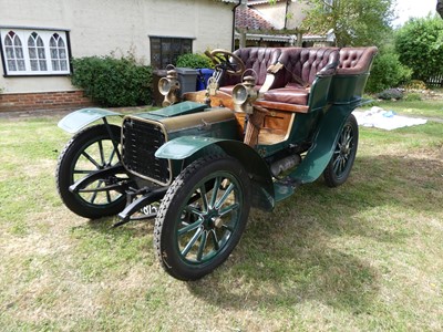 Lot 928 - A 1905 Darracq 10 hp, four-seat, rear entry...