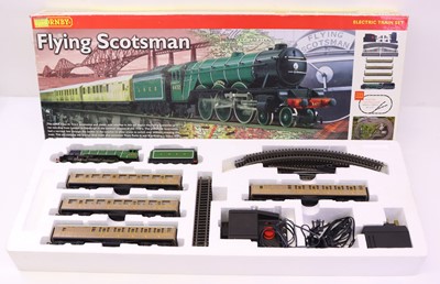 Lot 189 - Hornby 00 gauge R1039 'Flying Scotsman'...