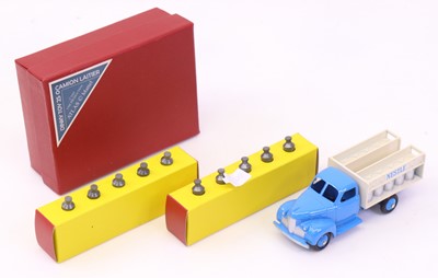 Lot 104 - Dan-Toys No.009 Camion Laitier Ford Milk Lorry,...