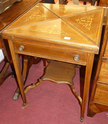 Lot 662 - An Edwardian mahogany, satinwood crossbanded...