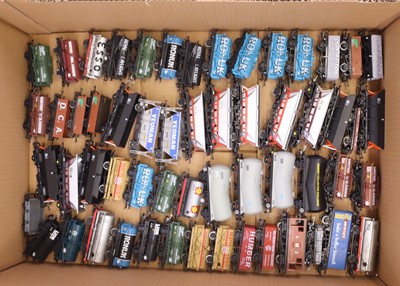 Lot 331 - One tray containing various unboxed 00 gauge...
