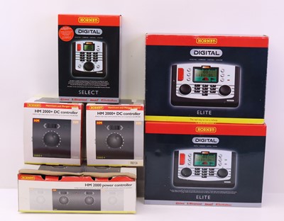 Lot 330 - A collection of six Hornby 00 gauge...