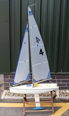 Lot 21 - GRP battery operated and radio-controlled...