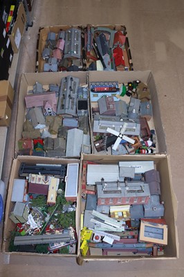 Lot 341 - Six boxes containing various 00 gauge...
