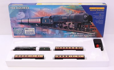 Lot 192 - Hornby 00 gauge part complete set, "The...