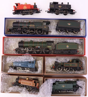 Lot 312 - A collection of eight 00 gauge locos, to...