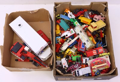 Lot 506 - Two trays containing loose diecast to include...