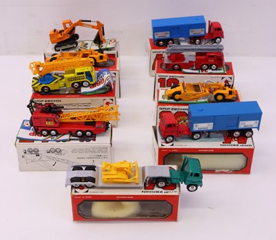 Lot 490 - Grip - a small collection of boxed diecast to...