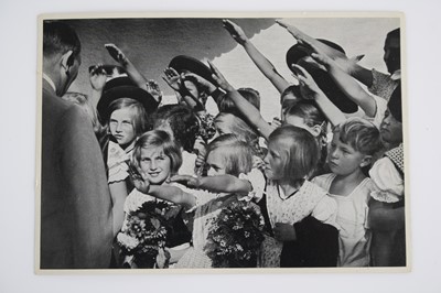 Lot 29 - An album of German World War II Sammelwerk...