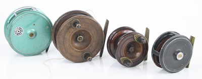 Lot 321 - A 2 1/2" alloy centre pin fly reel, stamped...