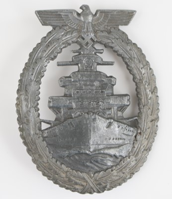 Lot 32 - A German High Seas Fleet War badge...