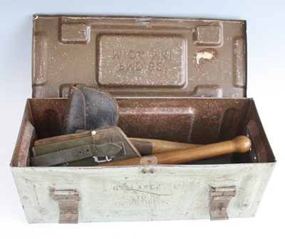 Lot 157 - A PMD 62 M104 Mk I trunk, containing a Post...