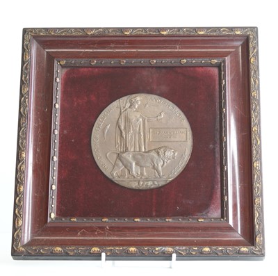 Lot 57 - A WW I bronze memorial plaque, naming Thomas...