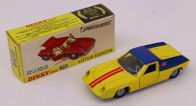Lot 129 - A Dinky Toys No. 218 Lotus Europa comprising a...