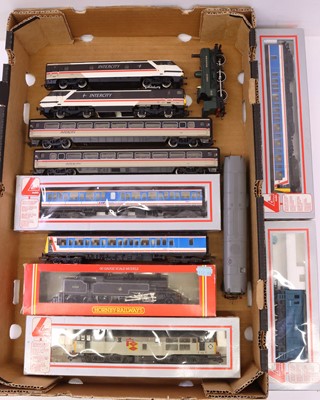 Lot 336 - Collection of 00 gauge locos to include a...