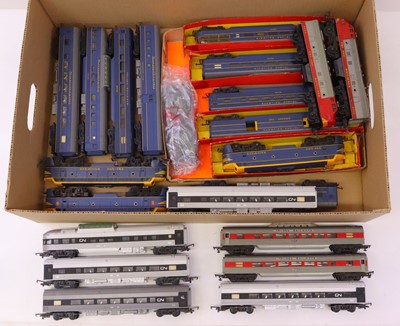 Lot 420 - Mixed collection of Triang TC series locos and...