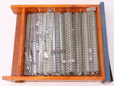 Lot 153 - A wooden tray containing a quantity of various...