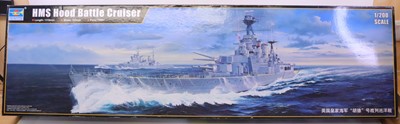 Lot 322 - A Trumpeter 1/200th scale HMS Hood Battle...