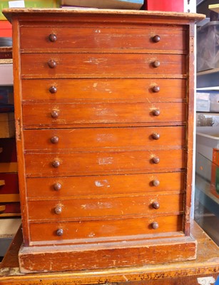 Lot 114 - A Victorian mahogany 8-drawer chest containing...