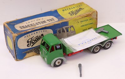 Lot 337 - Shackleton FG Foden Flatbed, dark green cab...