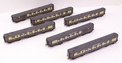 Lot 485 - Six Hornby post 2015 release 00 gauge Pullman...