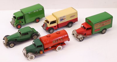 Lot 386 - A Triang Minic tinplate clockwork group of...