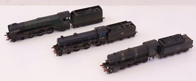 Lot 491 - Three unboxed 00 gauge locos, to include a WD...
