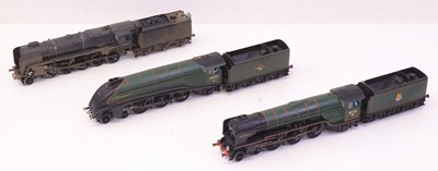 Lot 500 - Three 00 gauge post 2015 release locos, to...