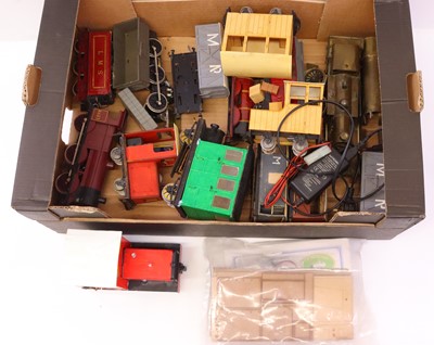 Lot 507 - Tray of various part built, 0 gauge and G...