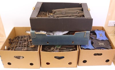 Lot 568 - Five trays of Hornby 0 gauge clockwork and...
