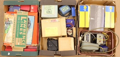 Lot 521 - Three trays of mixed Hornby Dublo and others,...