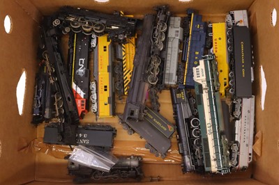 Lot 558 - One tray of various HO gauge unboxed locos to...