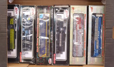 Lot 560 - Six HO gauge Atlas locos to include a Dash...