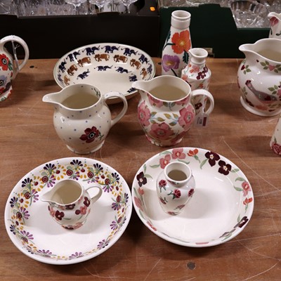 Lot 118 - A collection of Emma Bridgewater Ceramics, to...